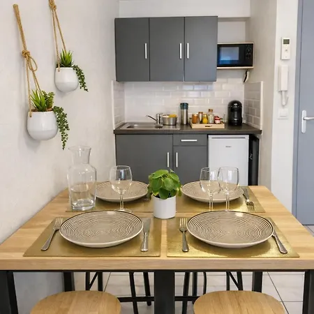 Apartamento L'escale : Duplex 4 Pers. Asterix, Aeroport Roissy Cdg, Paris